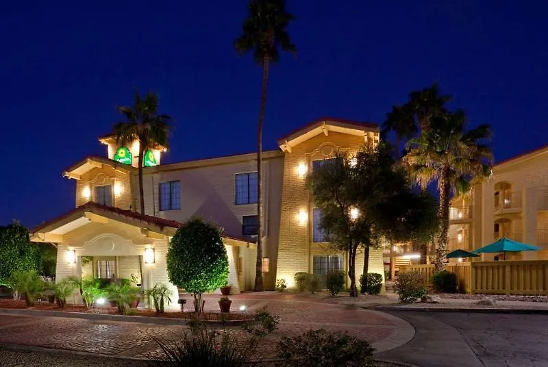La Quinta Inn By Wyndham Phoenix Sky Harbor Airport Tempe Hotel